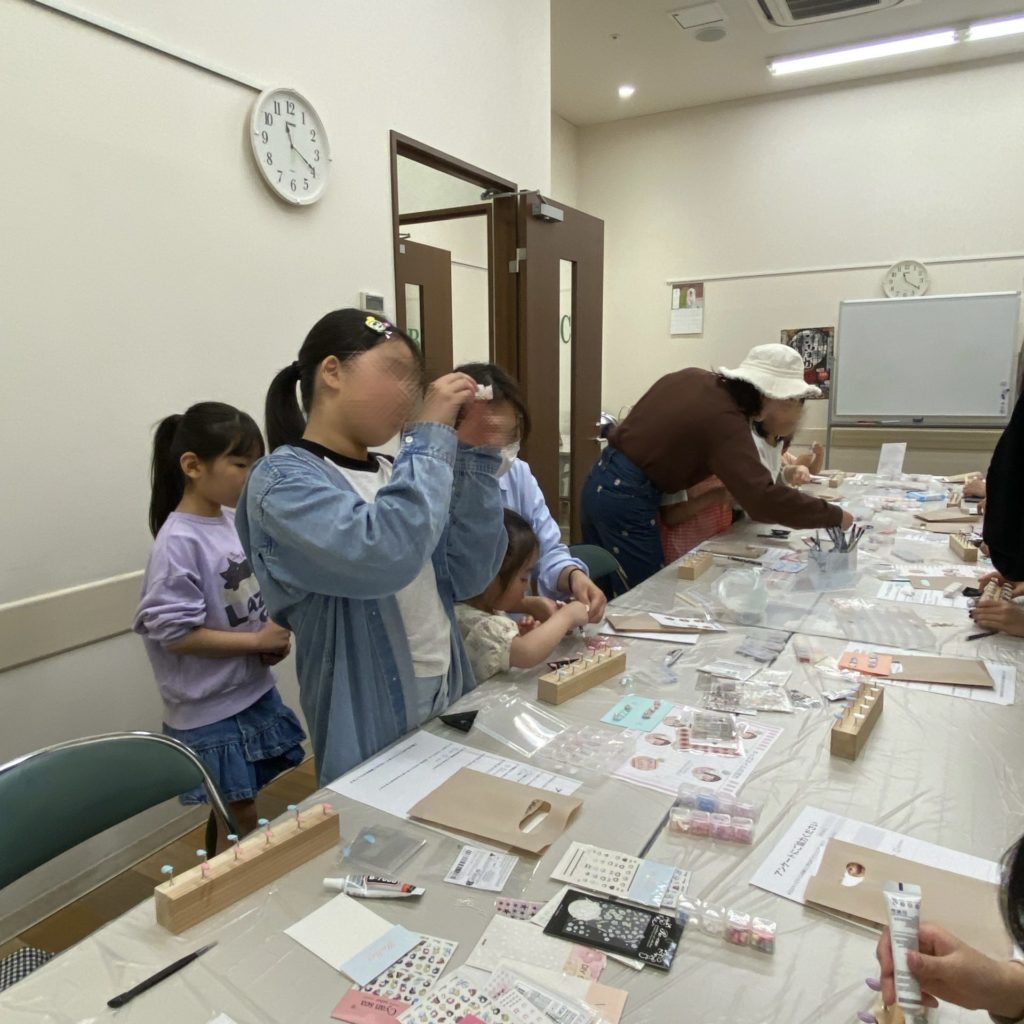 キッズネイル体験会の様子
